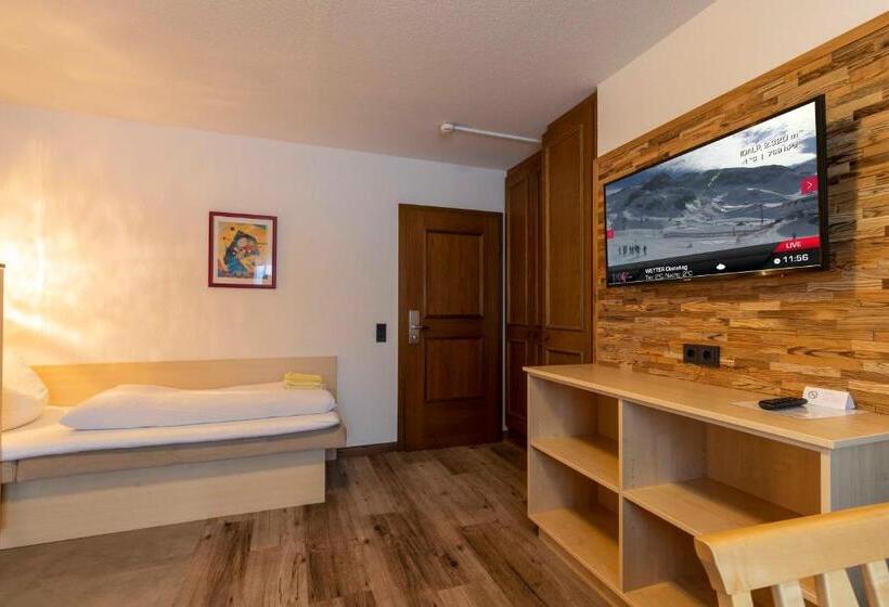 Апартаменты 1 Спальня, Gidis Hof