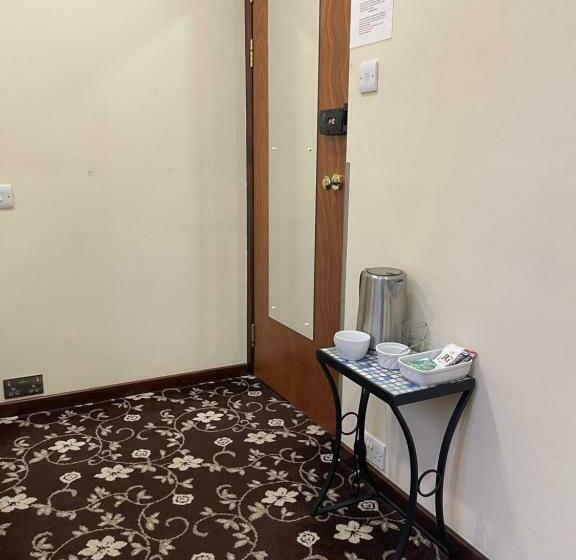 标准单人间, The Ormonde Guesthouse