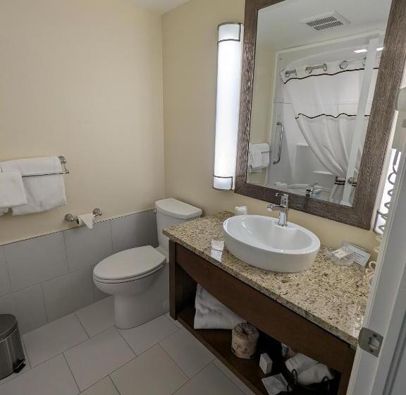 Номер Стандарт 2 Двуспальные Кровати, Inn At The Harbour