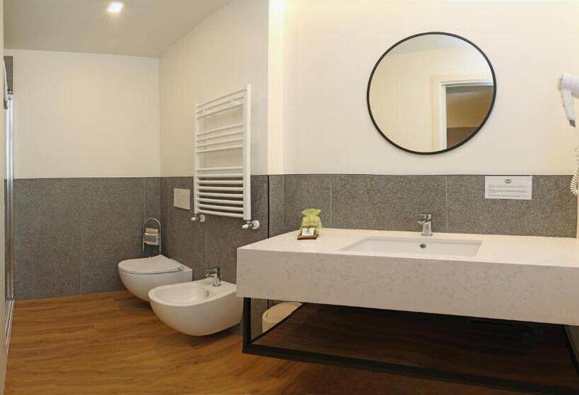 סוויטת ג'וניור, Agriturismo La Rocca