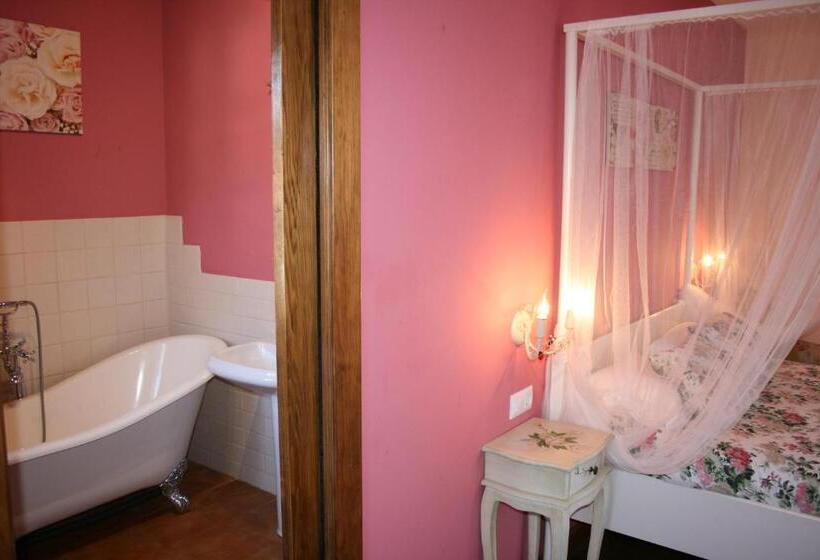 Quarto Estandar, Trisileja En Posada La Busta