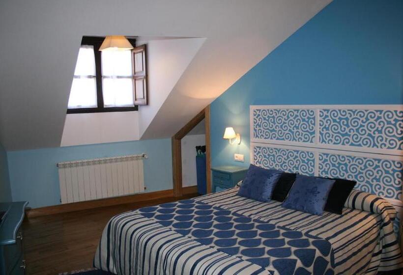 Quarto Estandar, Trisileja En Posada La Busta