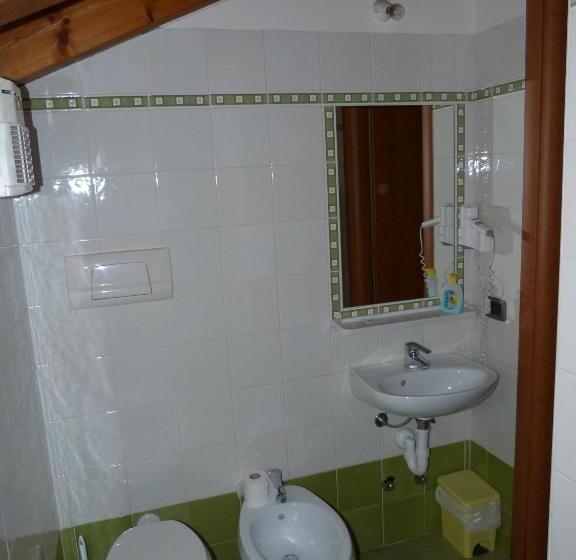 اتاق استاندارد سه نفره, Agriturismo Ai Due Volti