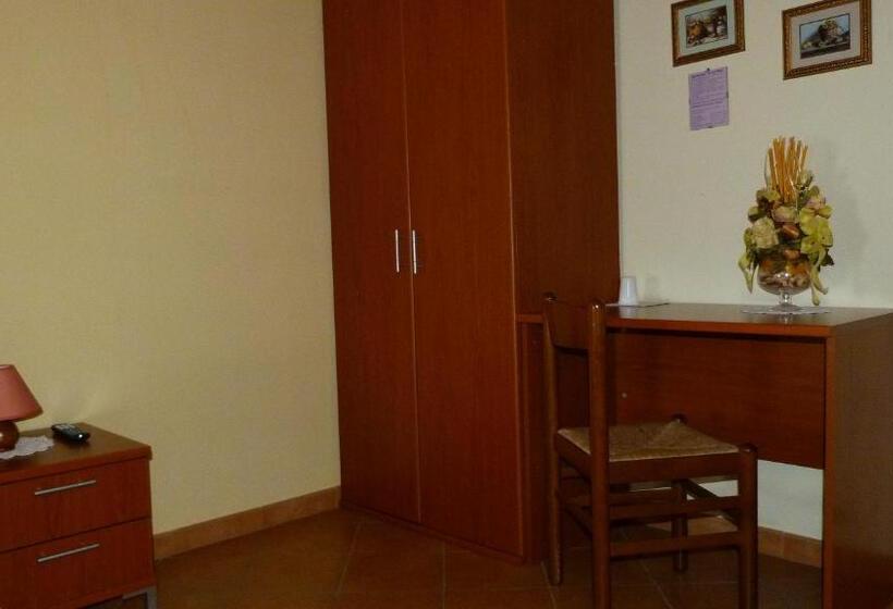 اتاق لوکس یک تخته, Agriturismo Ai Due Volti