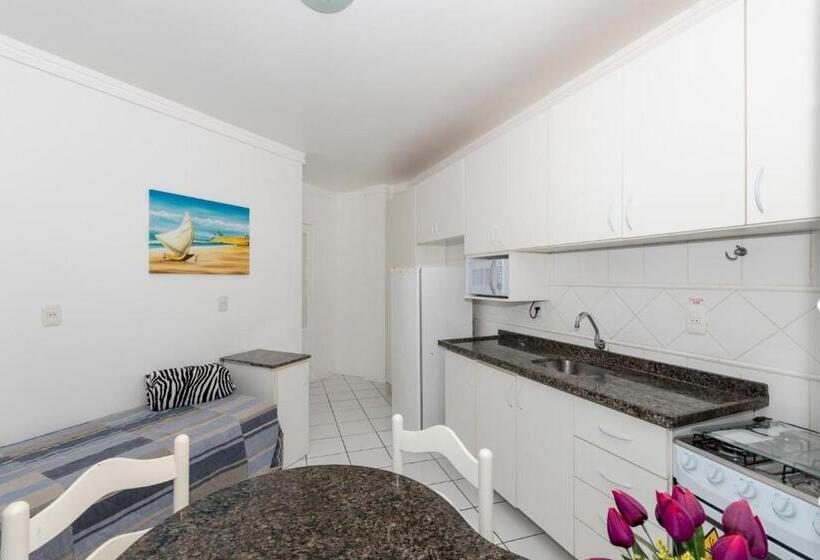 غرفة قياسية ثلاثية مزودة بشرفة, Bombinhas Tourist Apart