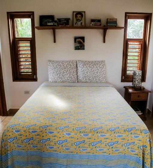 اتاق استاندارد, Kudehya Guesthouse
