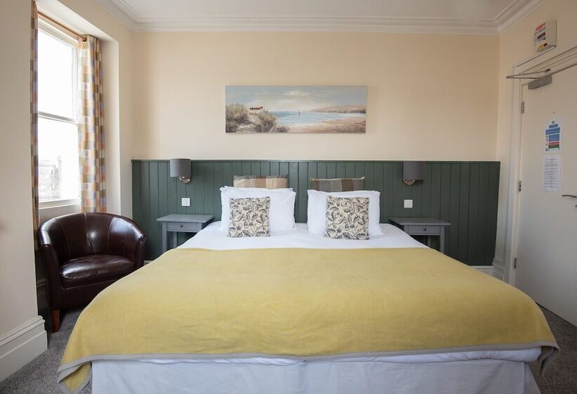 Quarto Estandar Cama King, Castle Court
