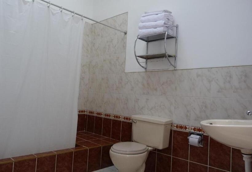 اتاق استاندارد سه نفره, La Posada Del Fraile
