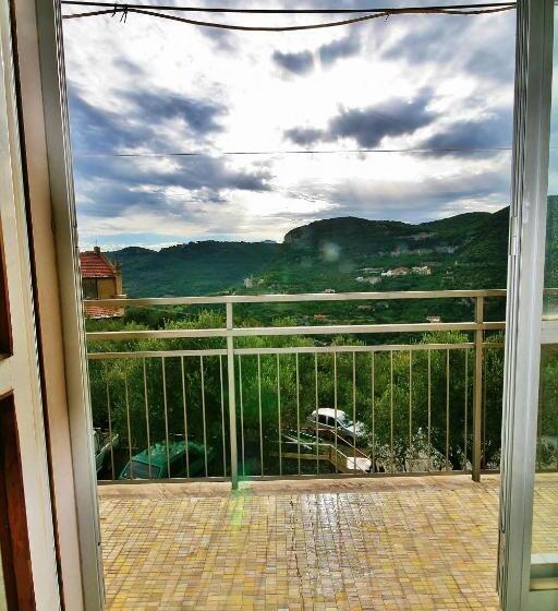 스탠다드 트리플 발코니 룸, Agriturismo Barilaro
