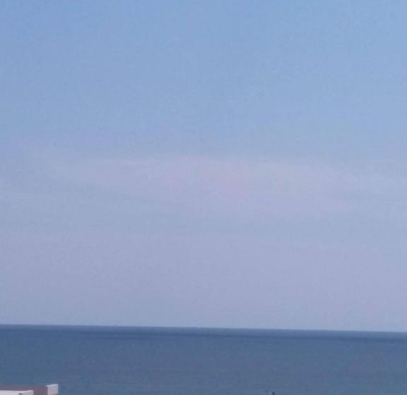 海景标准间带阳台, Kharisma