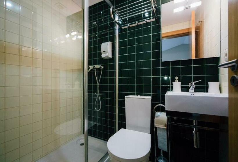 شقة غرفة واحدة, Vougaldeias Casas Da Seara