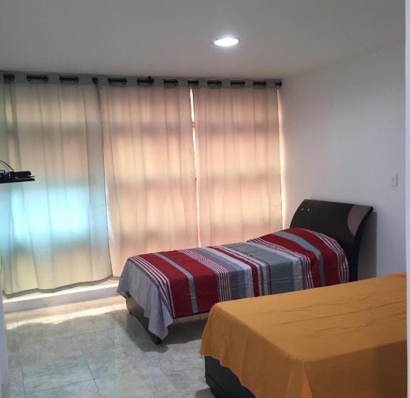 标准间, Hostal Central Beach