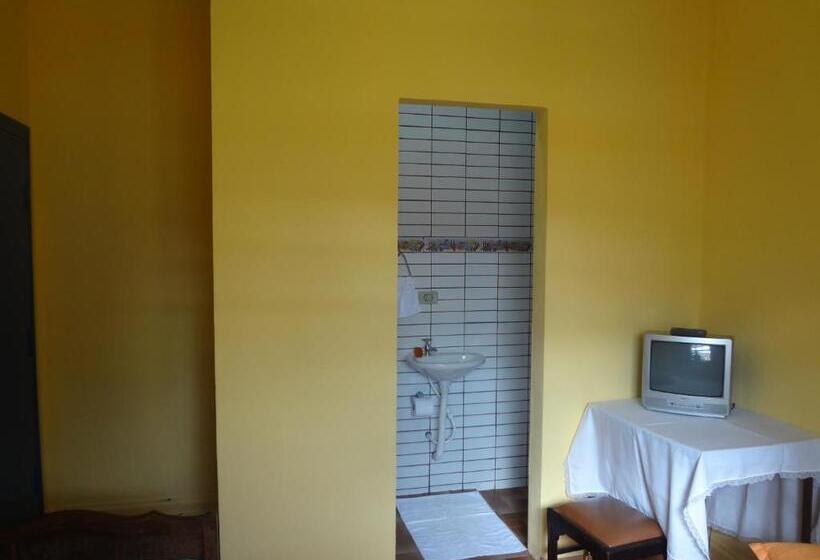 패밀리 룸, Pousada B & B