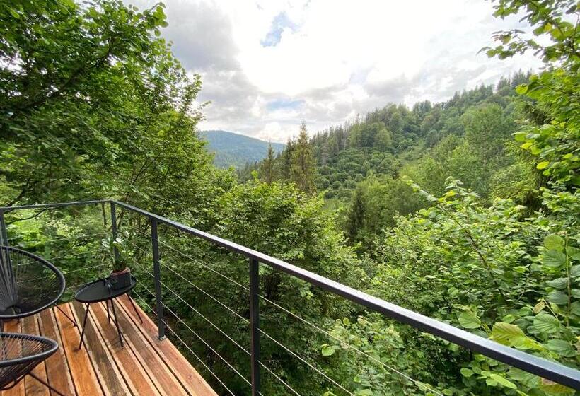 Люкс Вид на Горы, Villa Alpiyka
