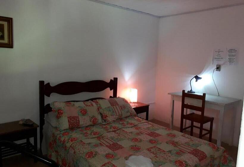 Quarto Estandar, Pousada Bom Bocado