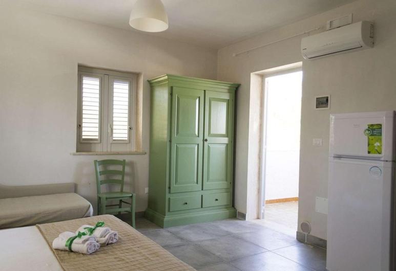 Студио Стандарт с Балконом, Villa Cisterna   Direzione Salento