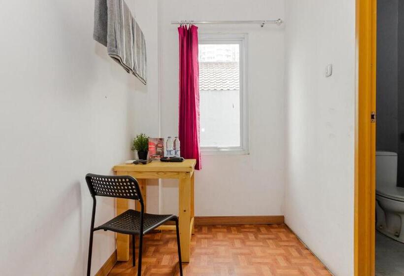 Номер Стандарт, Reddoorz Syariah At Taman Bendungan Asahan