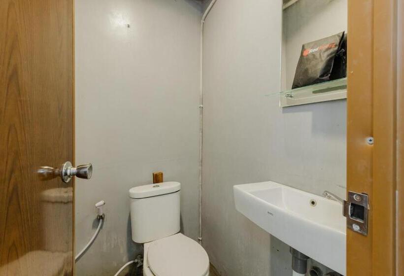 Номер Economy, Reddoorz Syariah At Taman Bendungan Asahan