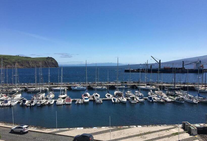 Кровать в Общей Комнате, Internacional Azores Boutique