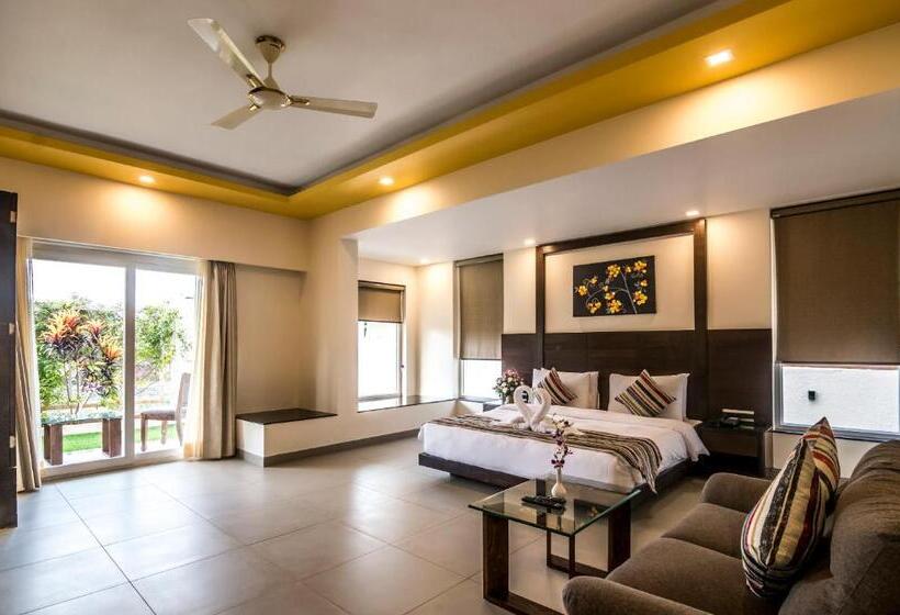 Люкс с Балконом, Regenta Central North Goa, Arpora