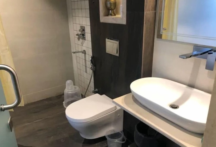 Номер Клуб, Shelke S Vintage Inn