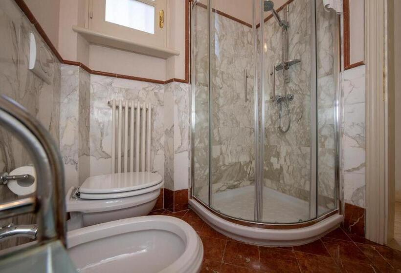 اتاق لوکس, Relais Villa Isabel