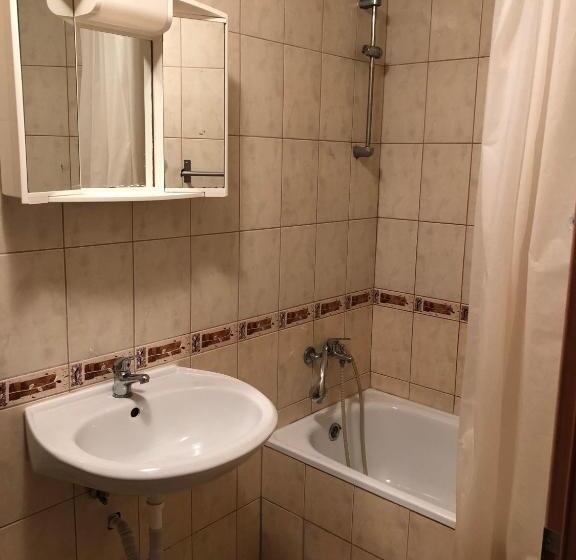 클래식 4인 룸, Apartments Stupava