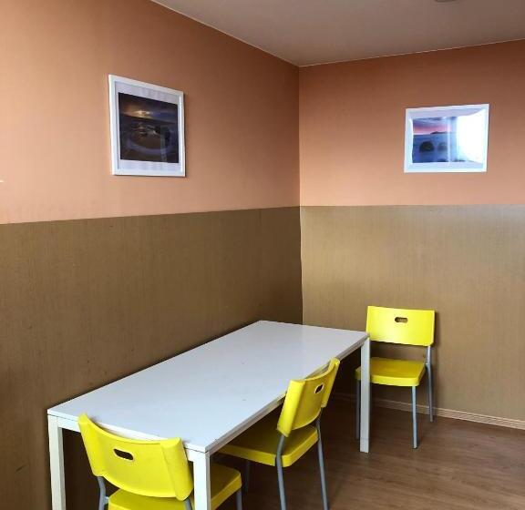 침실 2개 아파트, Apartments Stupava