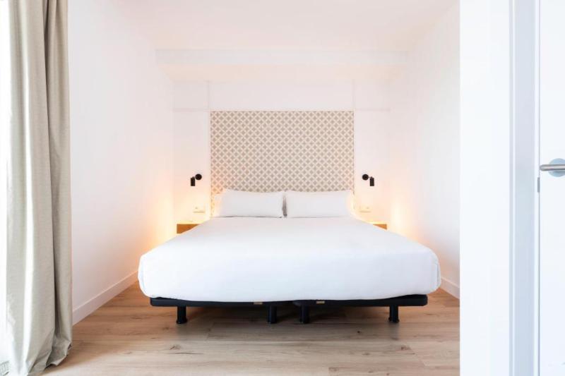 침실 1개 아파트, Port Plaza Apartments