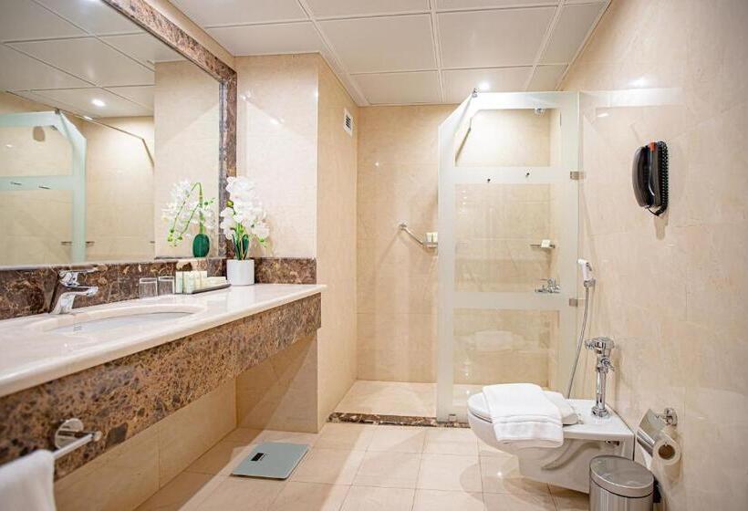3 Kişilik Temel Oda, Le Bosphorus Hotel   Waqf Safi