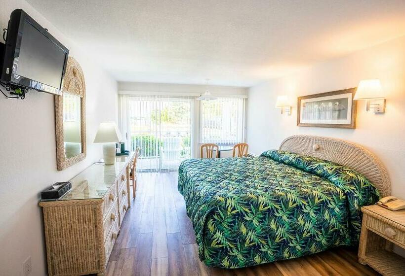 Стандартный Номер Кровать Кинг, The Ocracoke Harbor Inn
