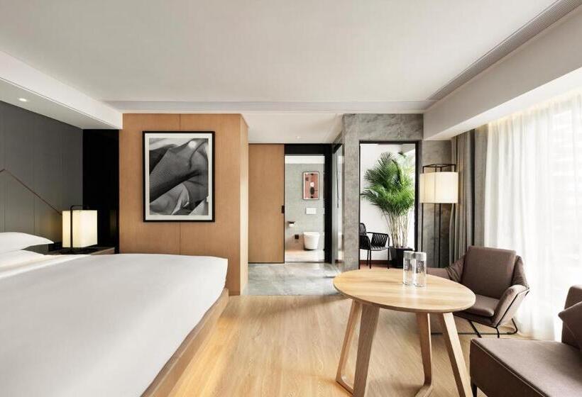 Студия Стандарт, Haikou S Inn