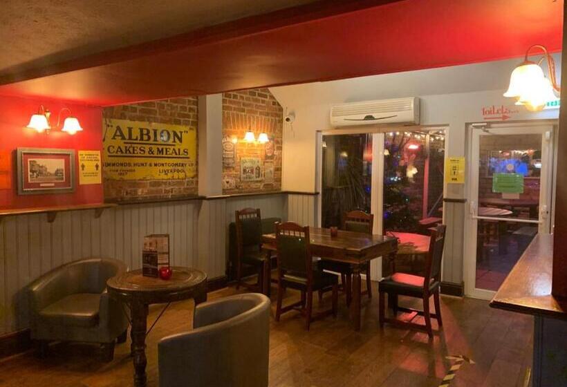 Семейный Номер, The Vintage Inn