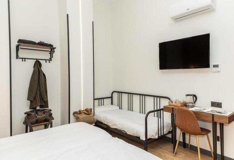 스탠다드 트리플 룸, Pensión H30 Bilbao