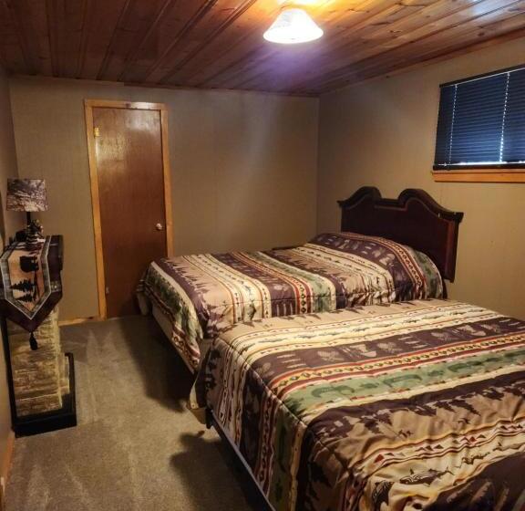 Люкс Повышенной Комфортности, Eagle Nest Fly Shack & Lodge