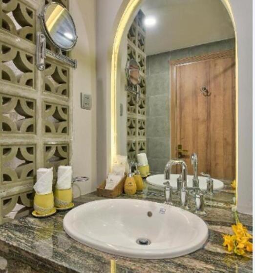 اتاق لوکس, My Son Heritage Resort And Spa