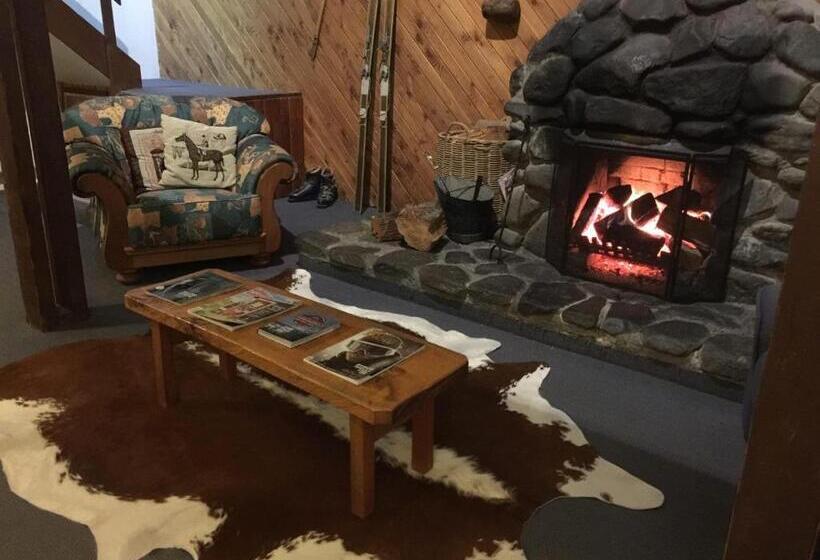 غرفة إقتصادية حمام مشترك, Adventure Lodge And Motels And Tongariro Crossing Track Transport