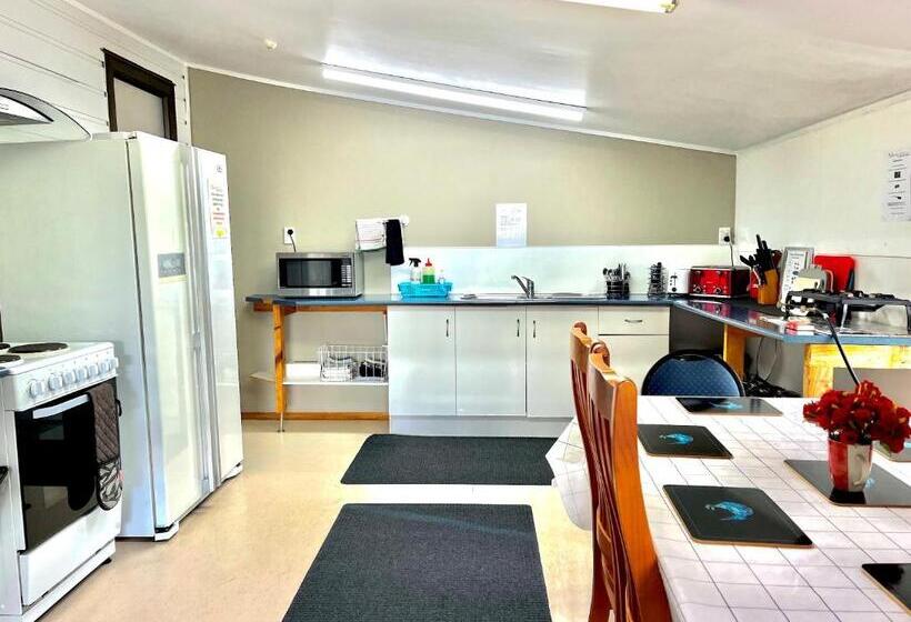 Номер Economy, Adventure Lodge And Motels And Tongariro Crossing Track Transport