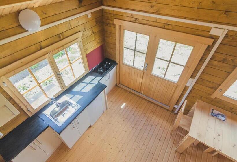 Хижина, Albergue Restaurante De Artieda