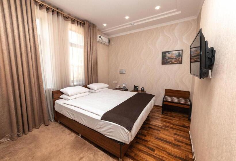 Номер Стандарт, Asmald Palace