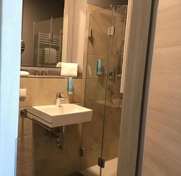 Номер Стандарт, Ehringer Hof