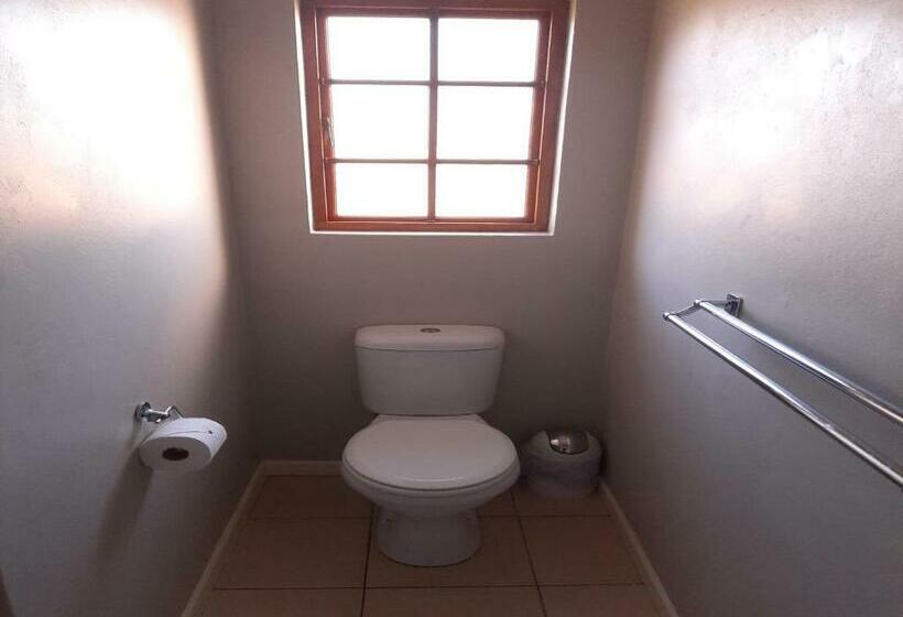 Бунгало Стандарт, Peppertree House Bnb And Self Catering