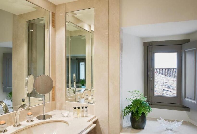 Номер Deluxe, Château Lafaurie Peyraguey Hôtel & Restaurant Lalique