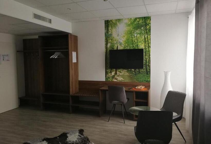 デラックスルーム, Nemetz Motel