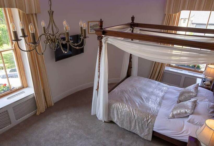 Quarto Triplo Estandar, Courtmacsherry