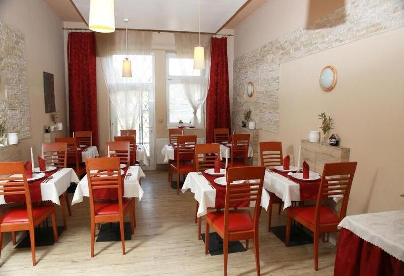 سوییت لوکس, Wellness Penzion Kroměříž   Zlobice