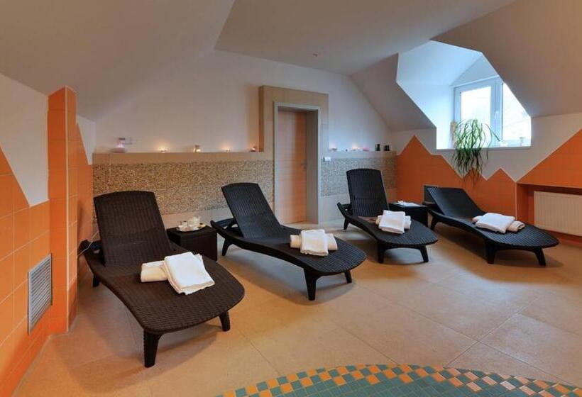 سوییت لوکس, Wellness Penzion Kroměříž   Zlobice