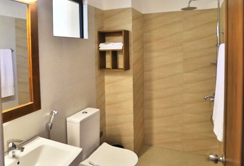 Трехместный Номер Deluxe, Lily S Resort