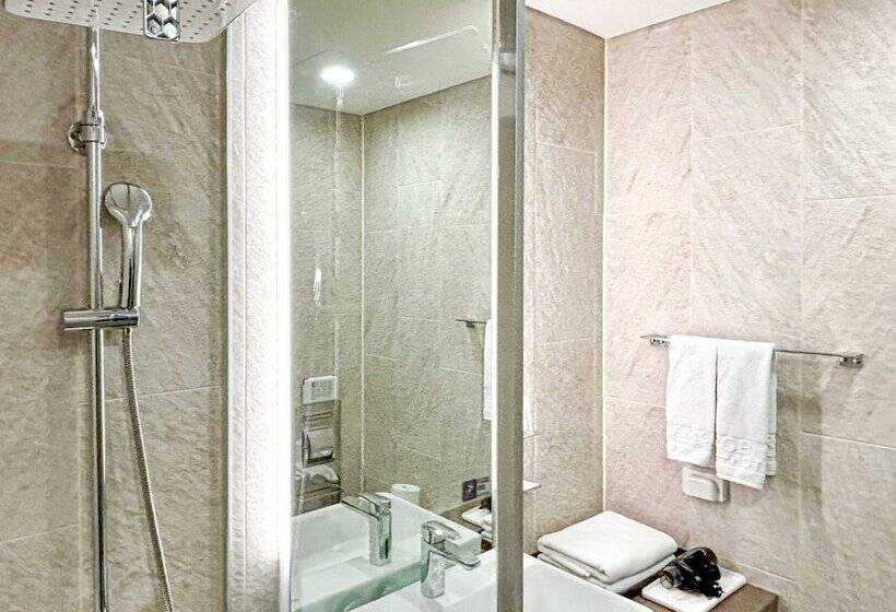 اتاق پرمیوم با چشم‌انداز دریا, Airsky Hotel Incheon
