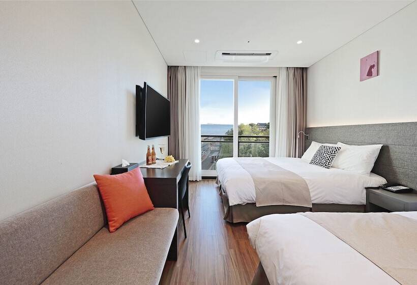 اتاق پرمیوم با چشم‌انداز دریا, Airsky Hotel Incheon